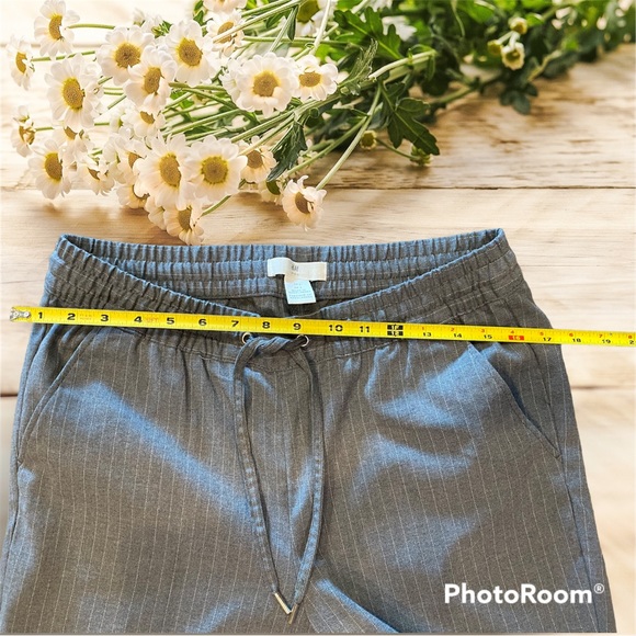 H&M Grey and White Pinstriped Elastic waist drawstring casual pants size 6 - Picture 6 of 11